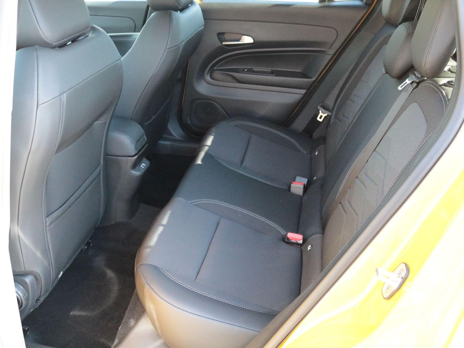 Used Jeep Avenger 2025 for sale - 76060530: Photo 24