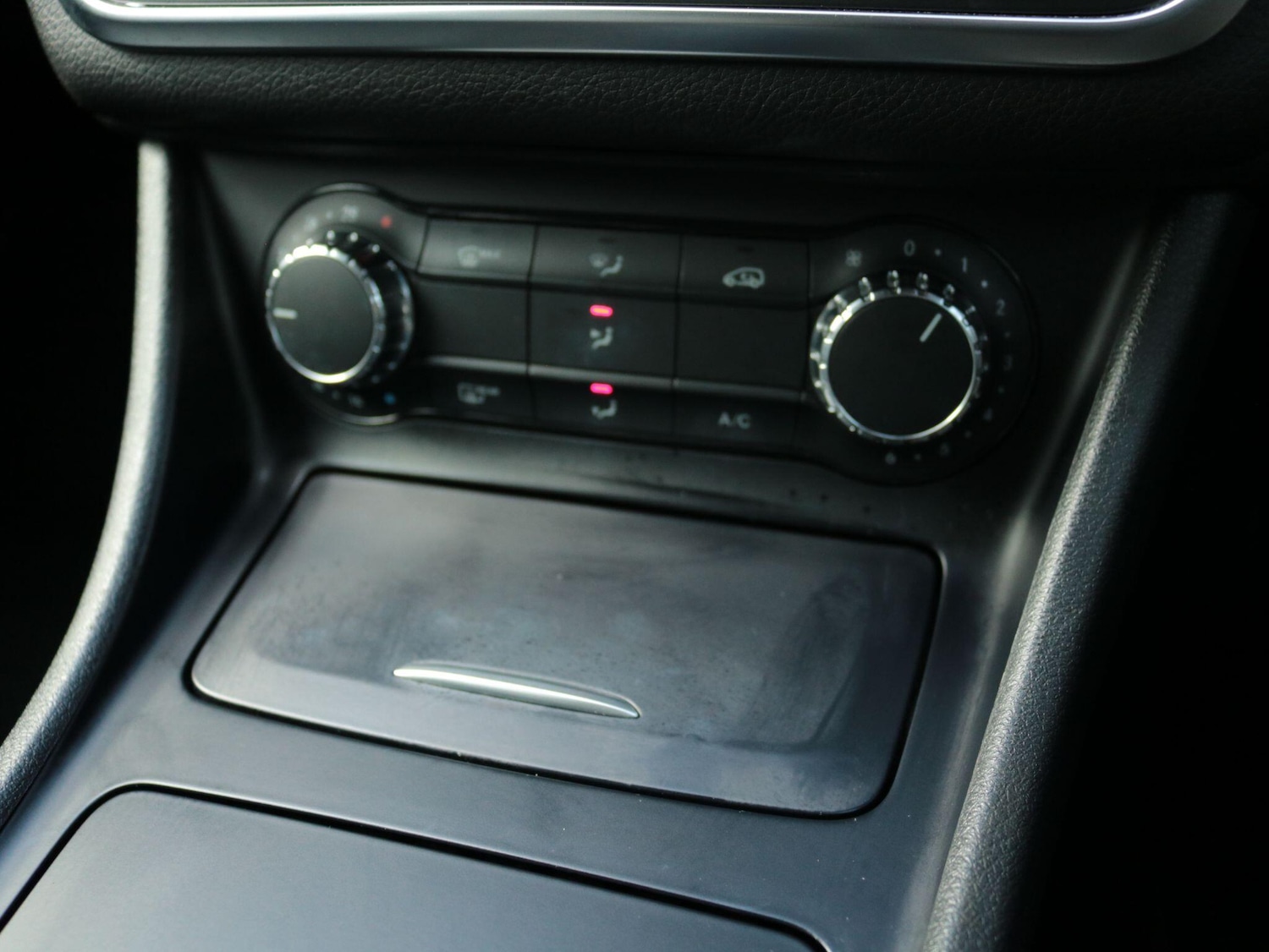 Used Mercedes-Benz GLA 2015 for sale - 78099885: Photo 25