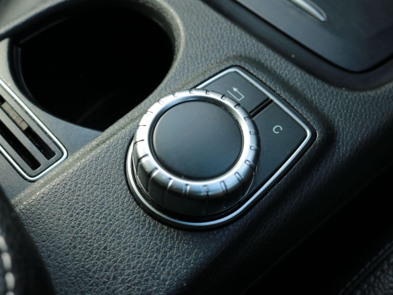 Used Mercedes-Benz GLA 2015 for sale - 78099885: Photo 26