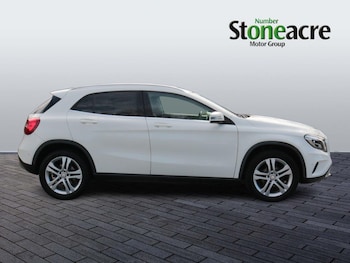 Used Mercedes-Benz GLA 2015 for sale - 78099885: Photo