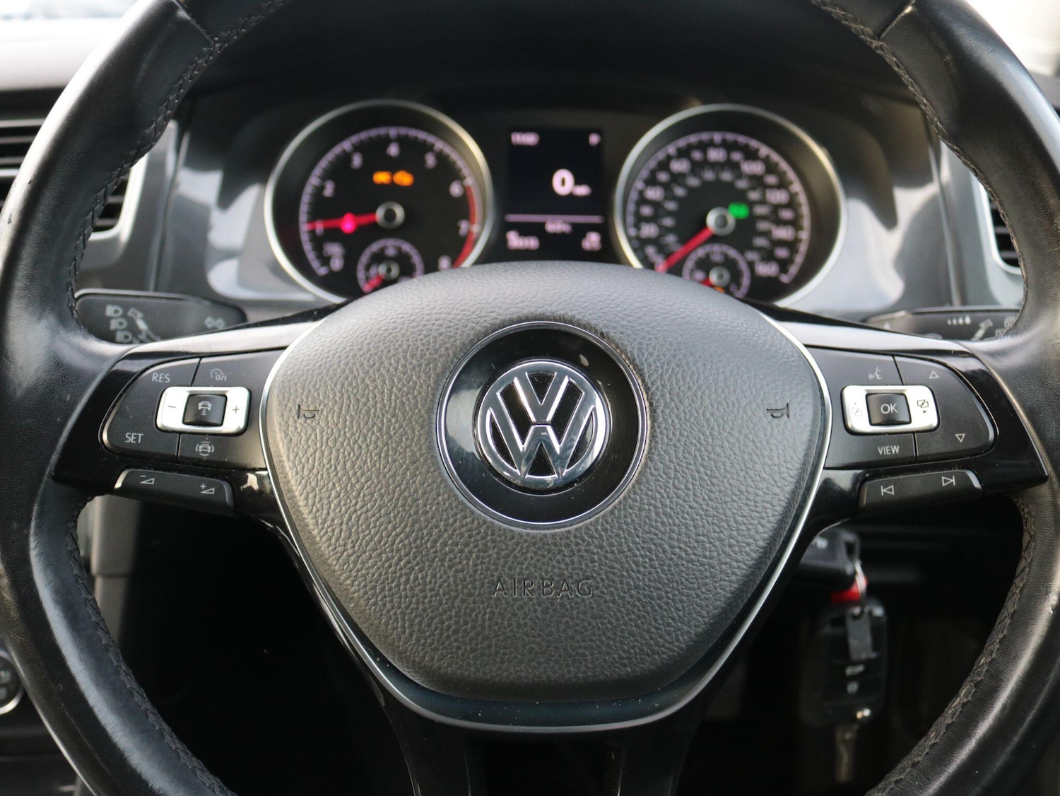 Used Volkswagen Golf 2019 for sale - 76976458: Photo 17