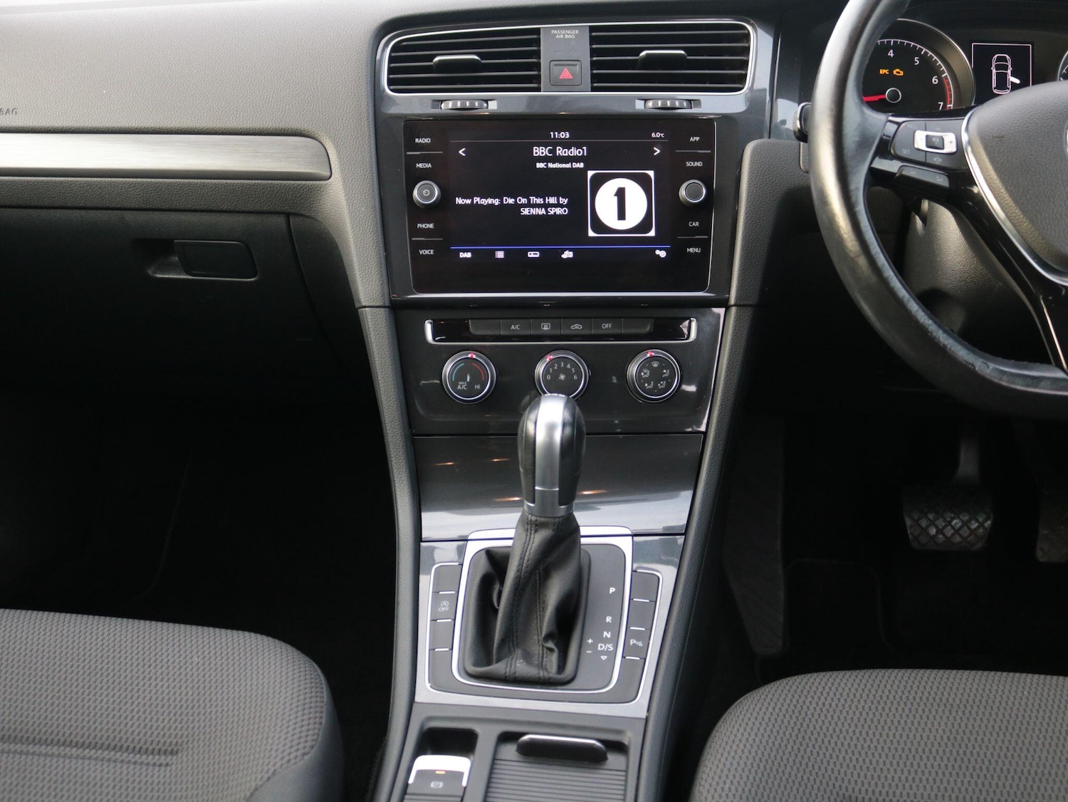 Used Volkswagen Golf 2019 for sale - 76976458: Photo 21