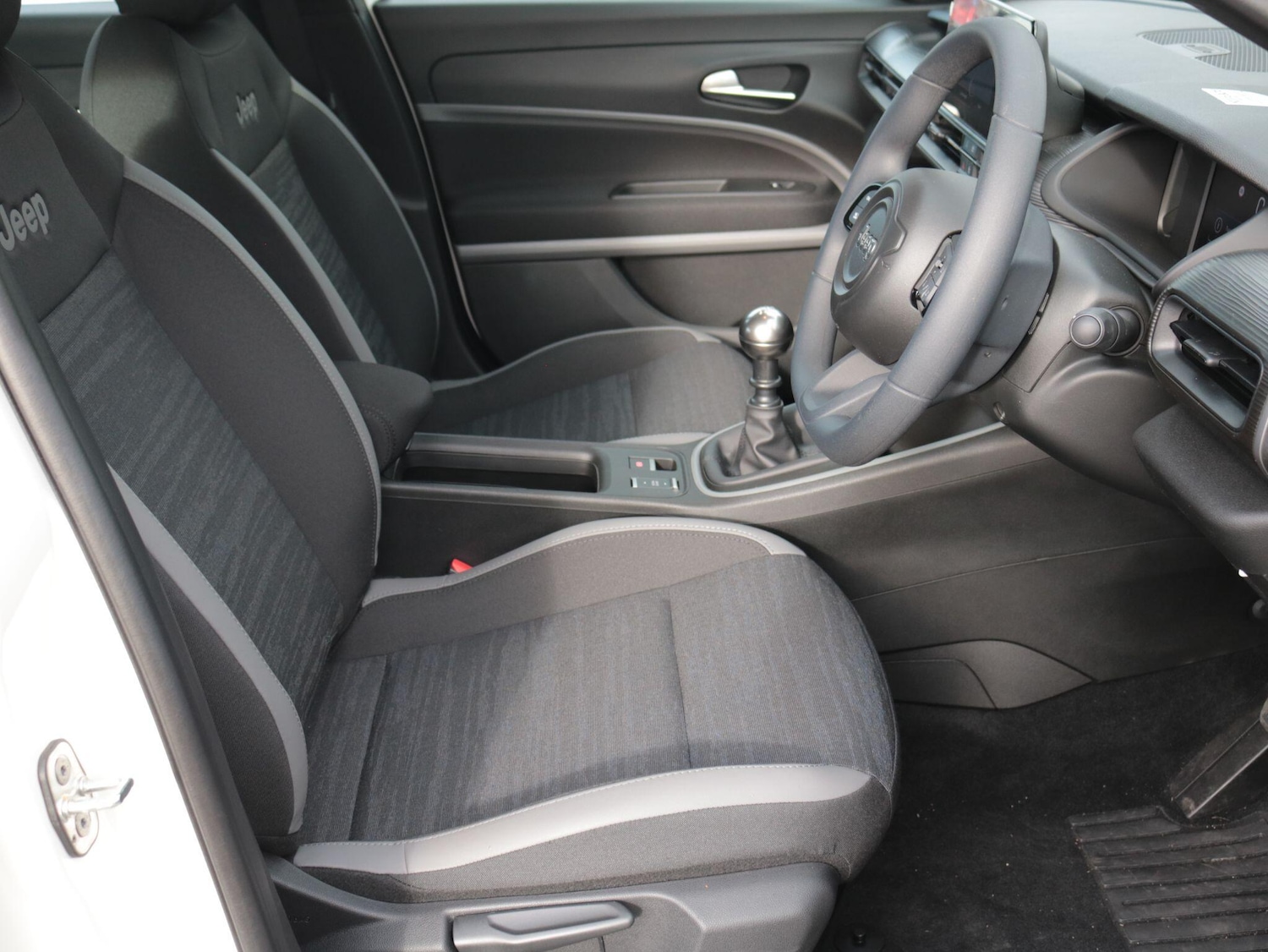Used Jeep Avenger 2025 for sale - 76371501: Photo 13