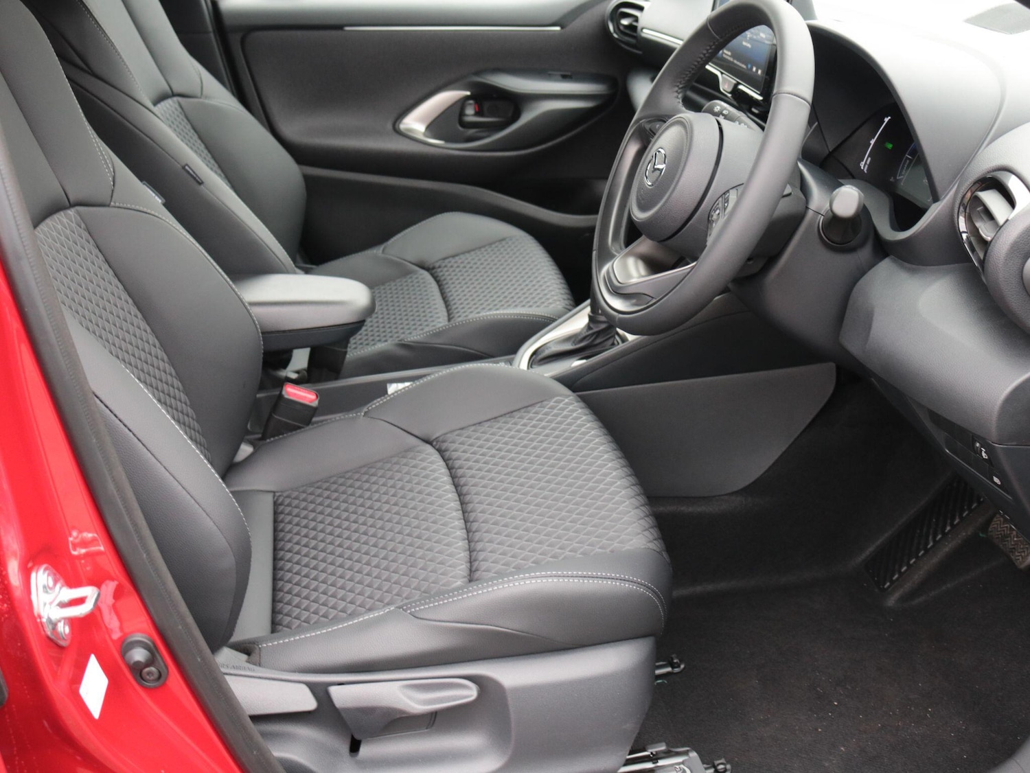 Used Mazda Mazda2 HYBRID 2025 for sale - 76513384: Photo 15