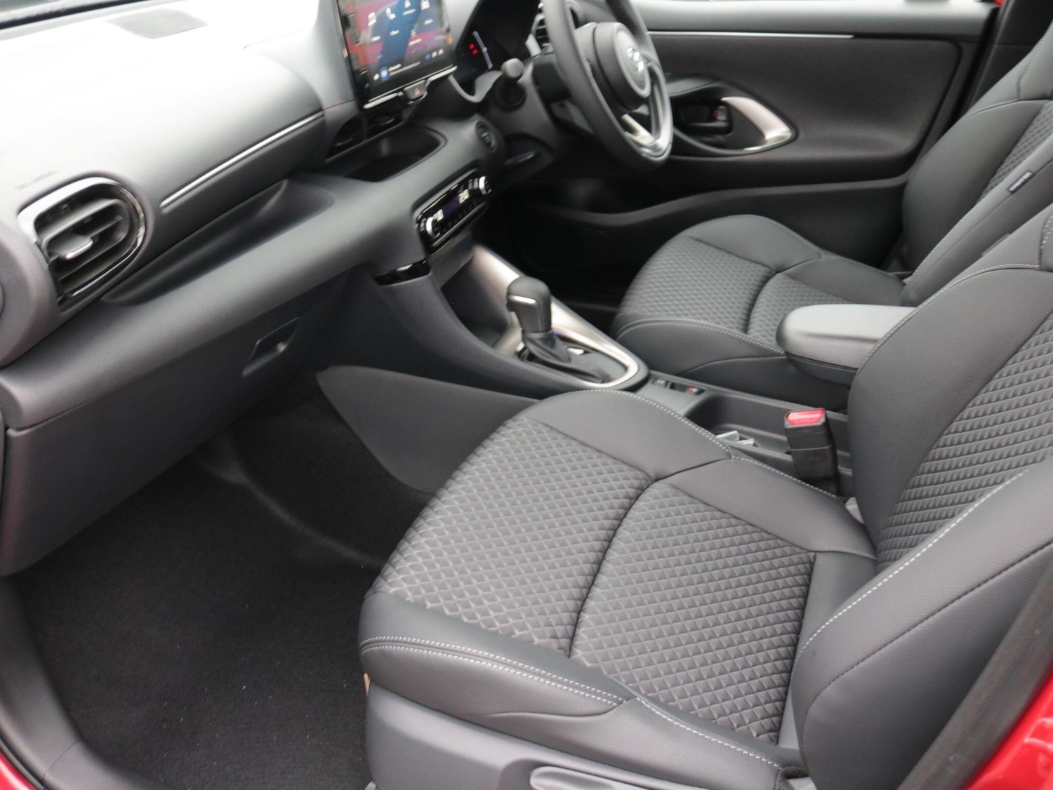 Used Mazda Mazda2 HYBRID 2025 for sale - 76513384: Photo 17