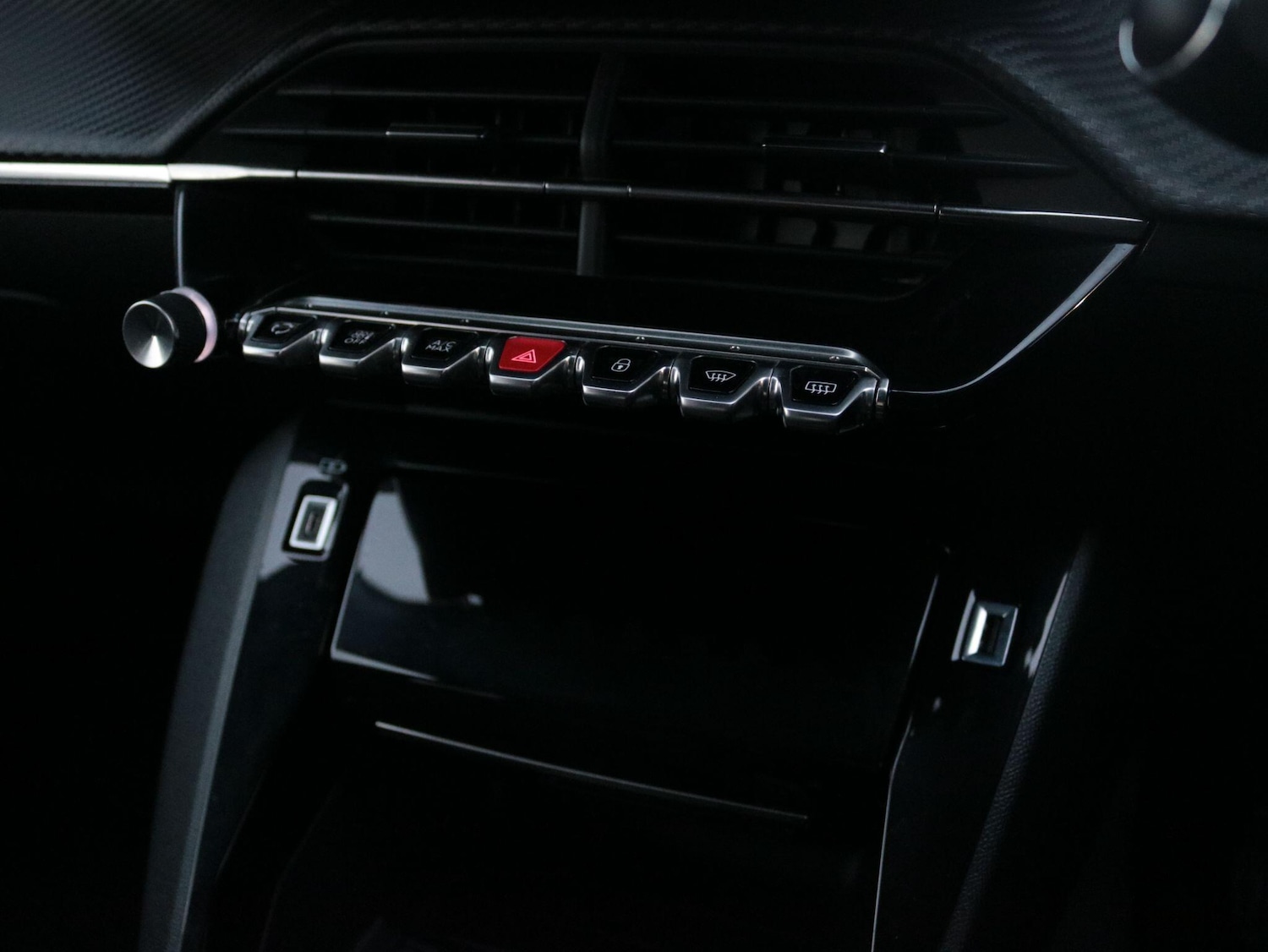 Used Peugeot 208 2020 for sale - 76898574: Photo 22