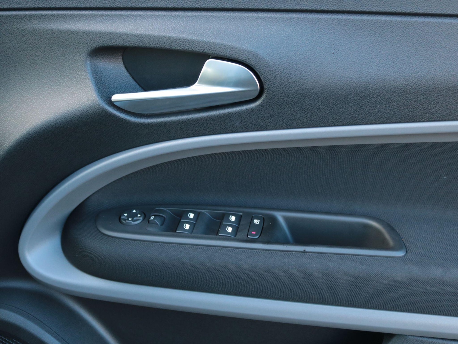 Used Jeep Avenger 2025 for sale - 76975740: Photo 26