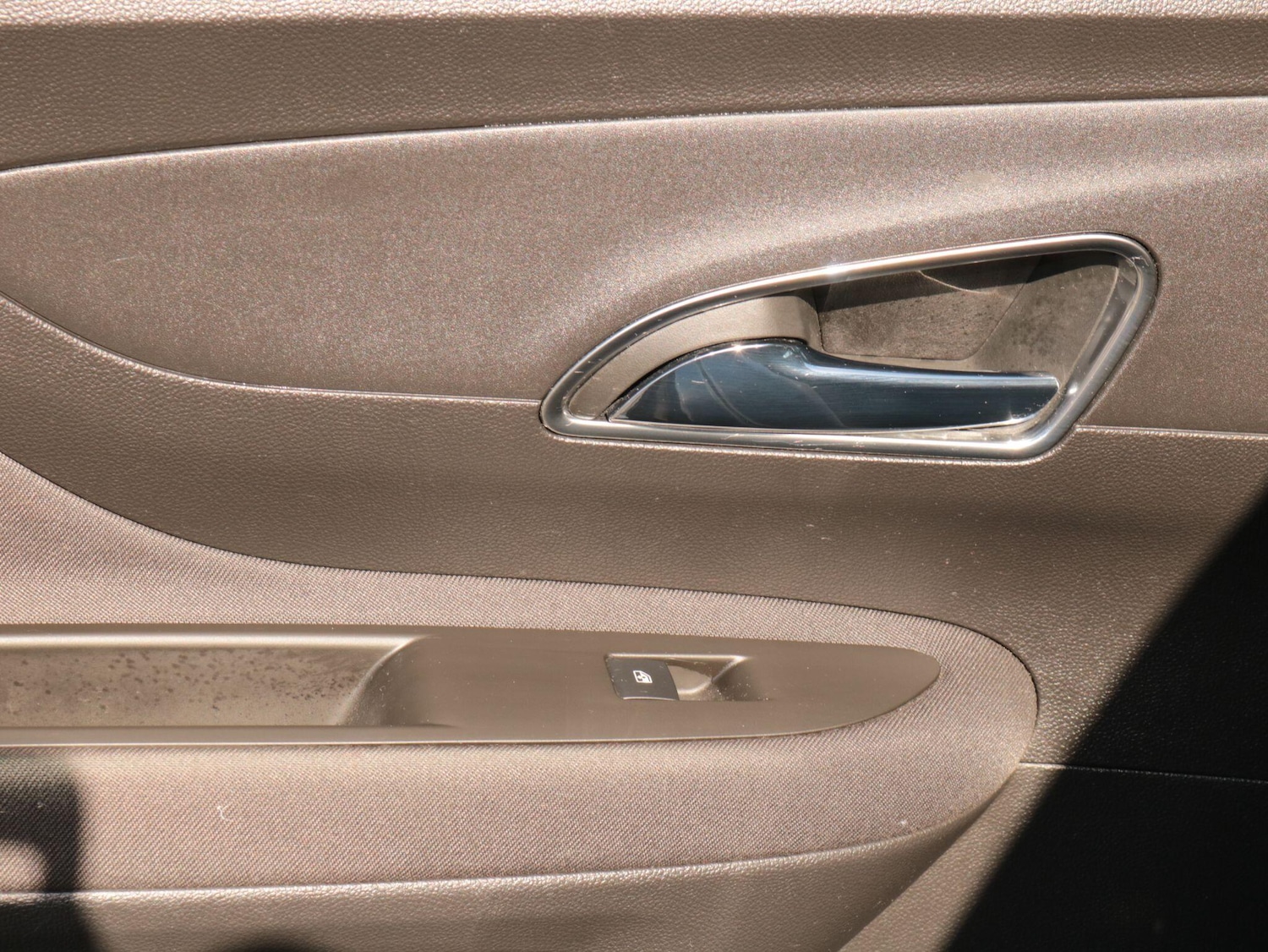 Used Vauxhall Mokka 2015 for sale - 77940551: Photo 24