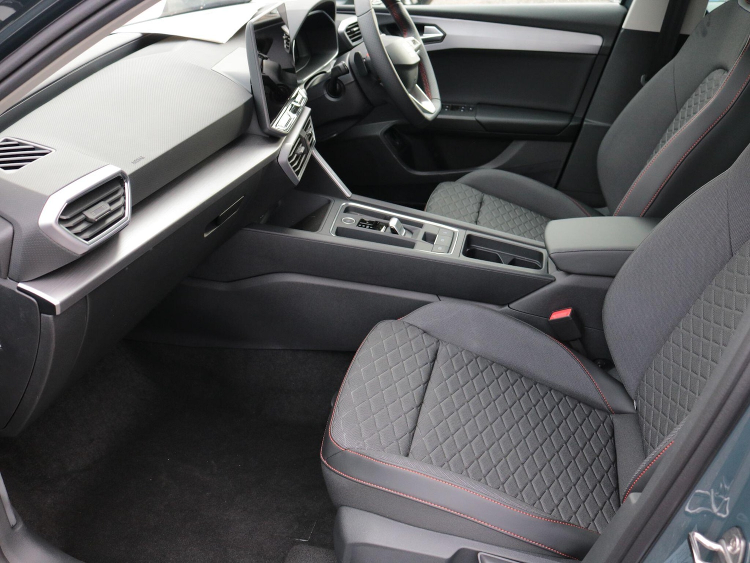 Used SEAT Leon 2025 for sale - 76584943: Photo 14