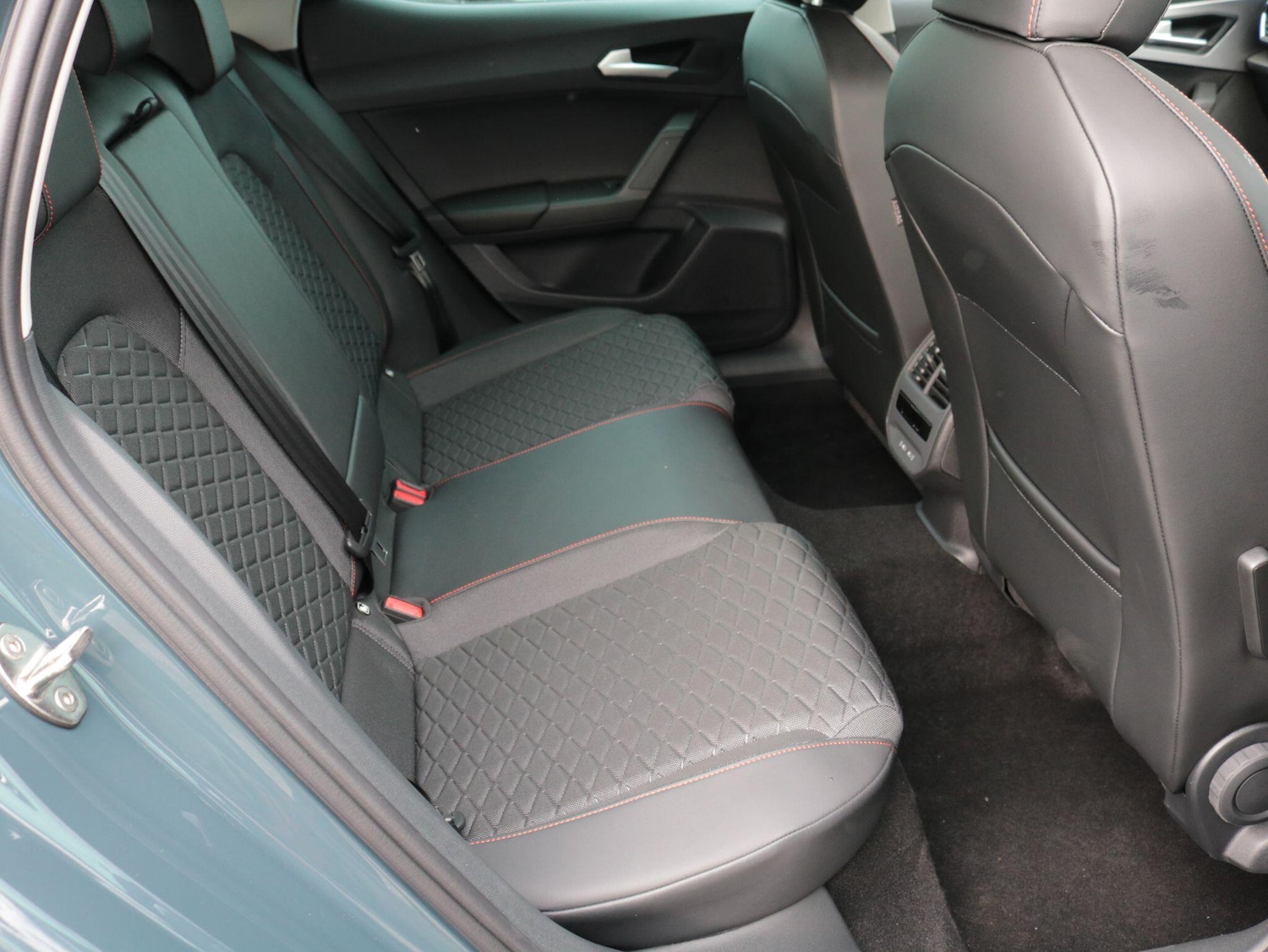 Used SEAT Leon 2025 for sale - 76584943: Photo 18