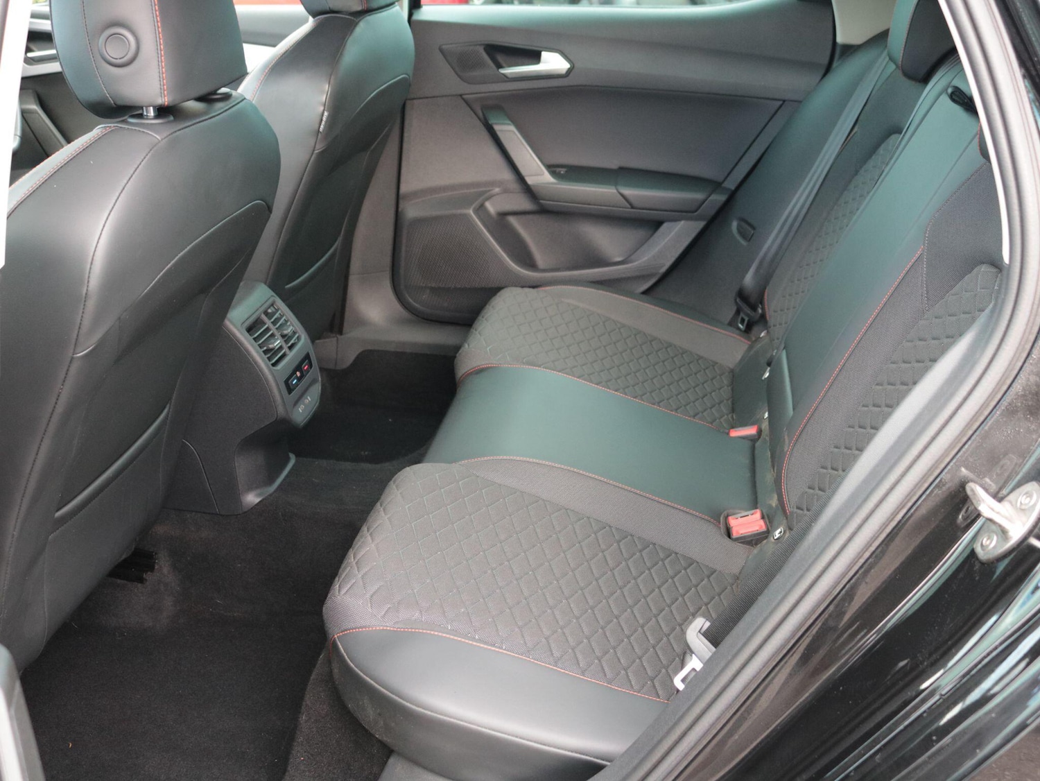 Used SEAT Leon 2020 for sale - 76361368: Photo 24