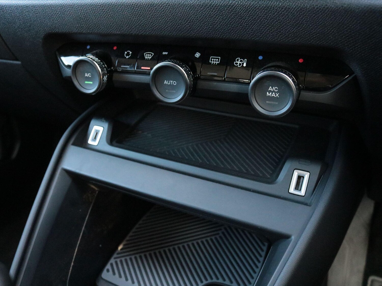 Used Citroen C4 2022 for sale - 76619591: Photo 21