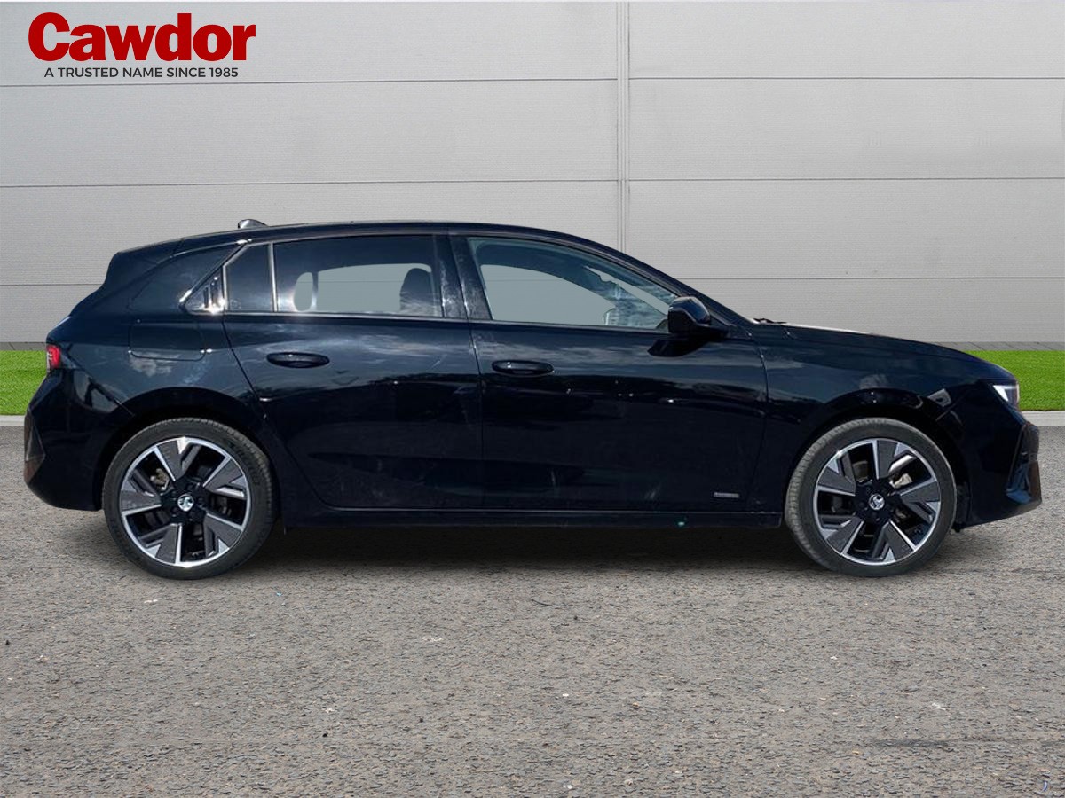 Used Vauxhall Astra 2023 for sale - 76868236: Photo 2