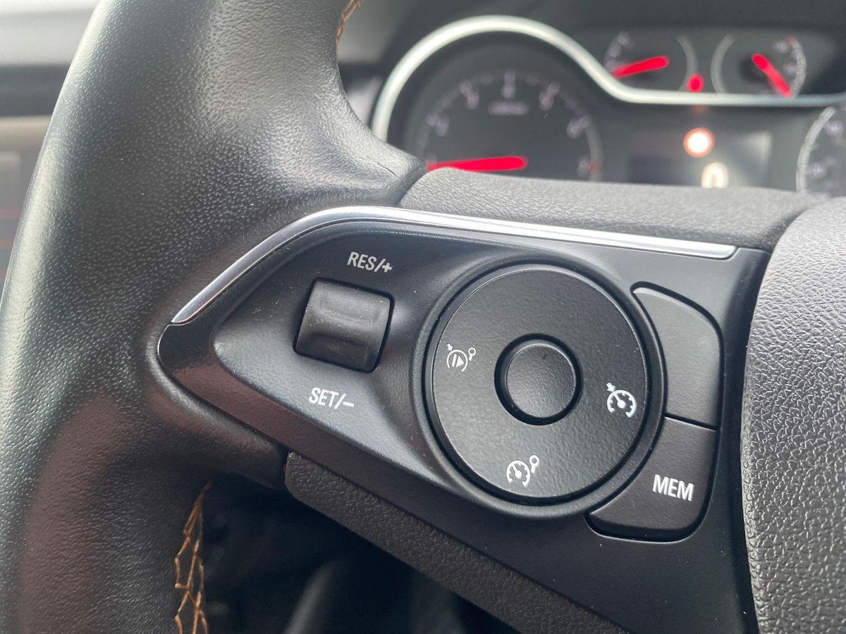 Used Vauxhall Crossland X 2017 for sale - 76311990: Photo 21