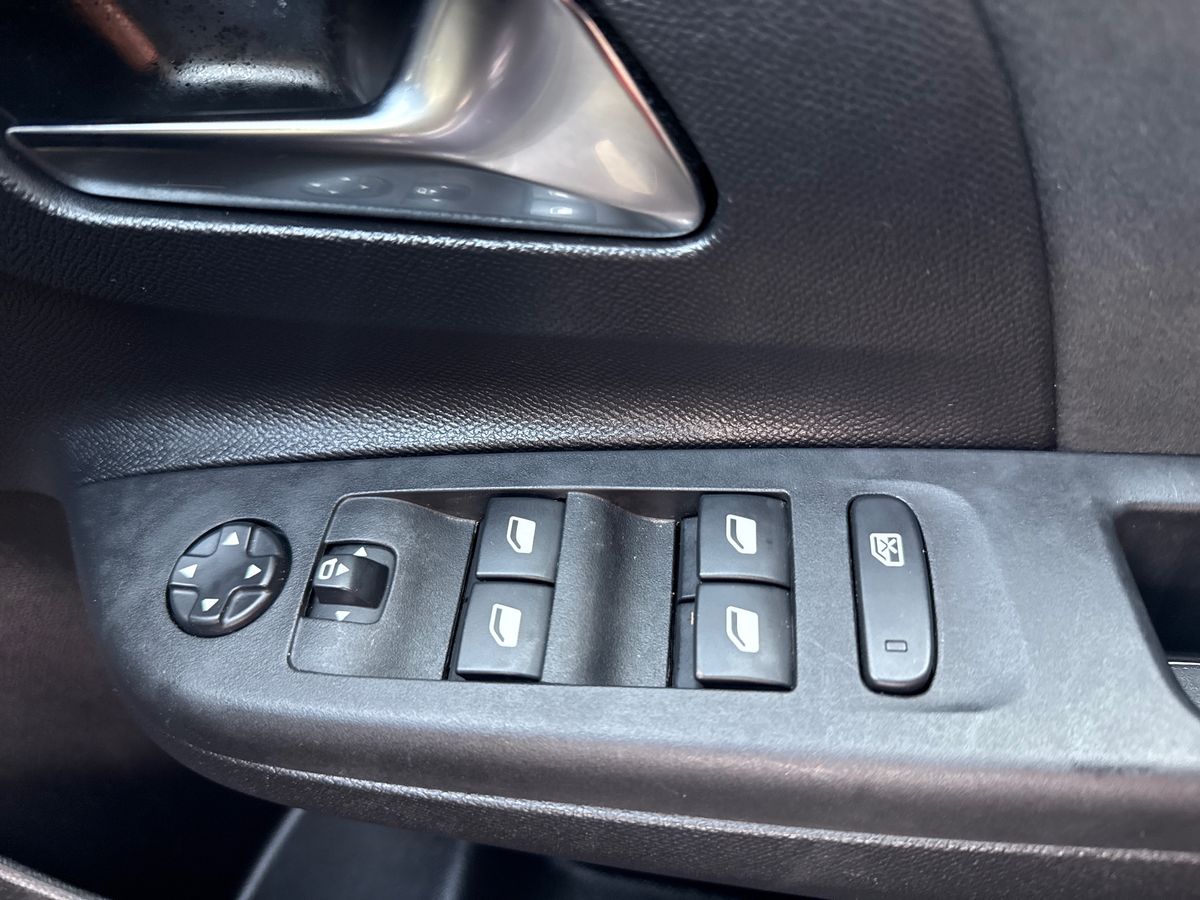 Used Vauxhall Corsa 2023 for sale - 76501348: Photo 16