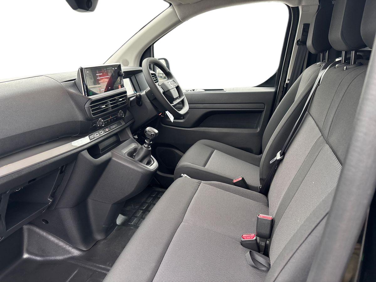 Used Vauxhall Vivaro 2025 for sale - 76871727: Photo 13