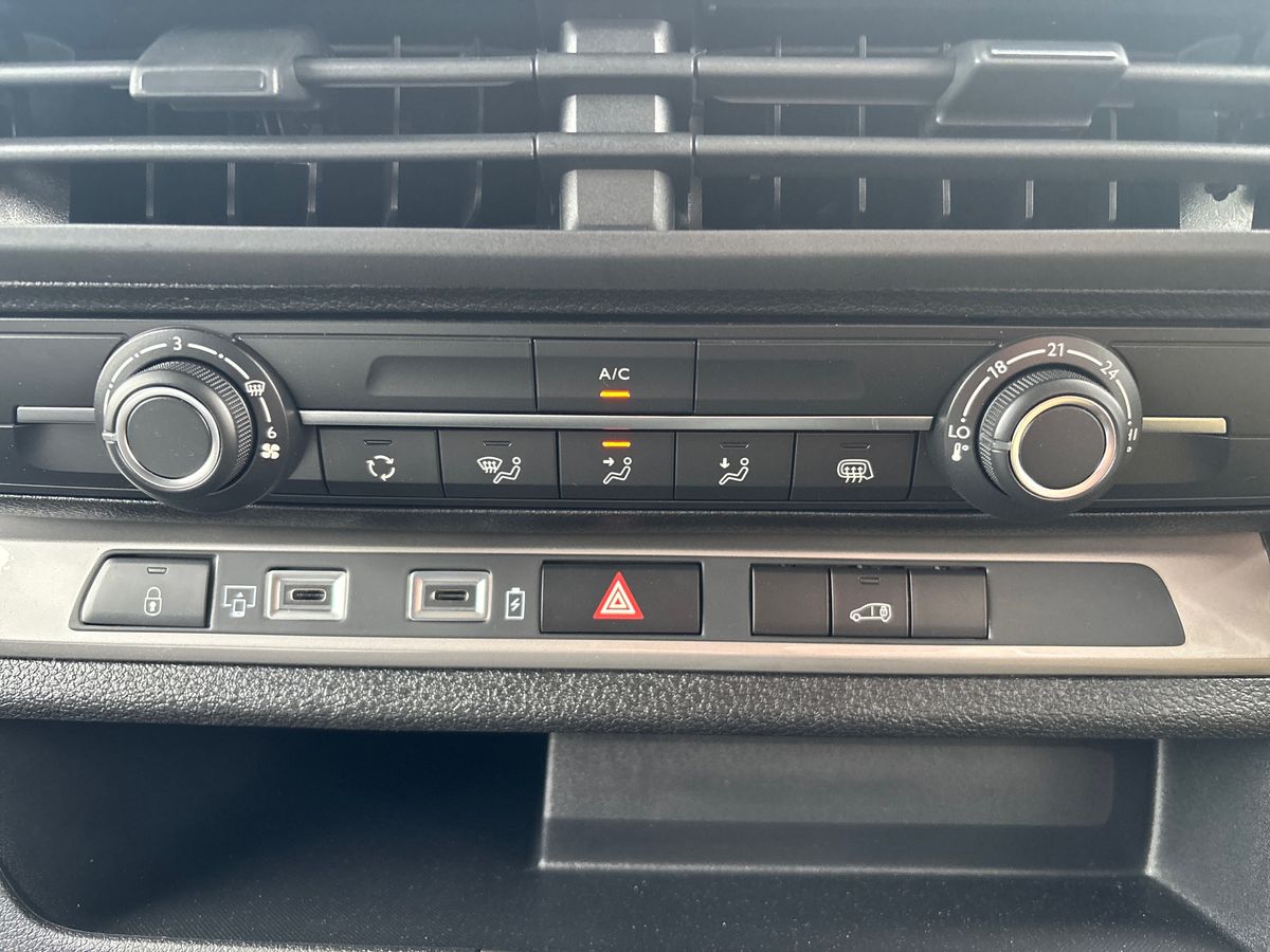 Used Vauxhall Vivaro 2025 for sale - 76871727: Photo 15