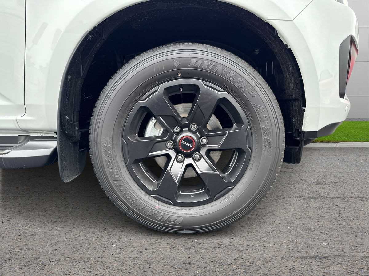 Used Isuzu D-Max 2024 for sale - 76869024: Photo 9