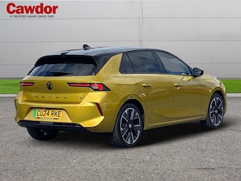 Used Vauxhall Astra 2024 for sale - 75660375: Photo