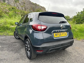 Used Renault Captur 2018 for sale - 78878516: Photo