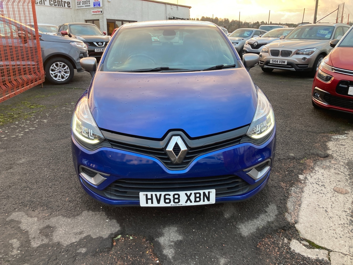 Used Renault Clio 2018 for sale - 76722525: Photo 2