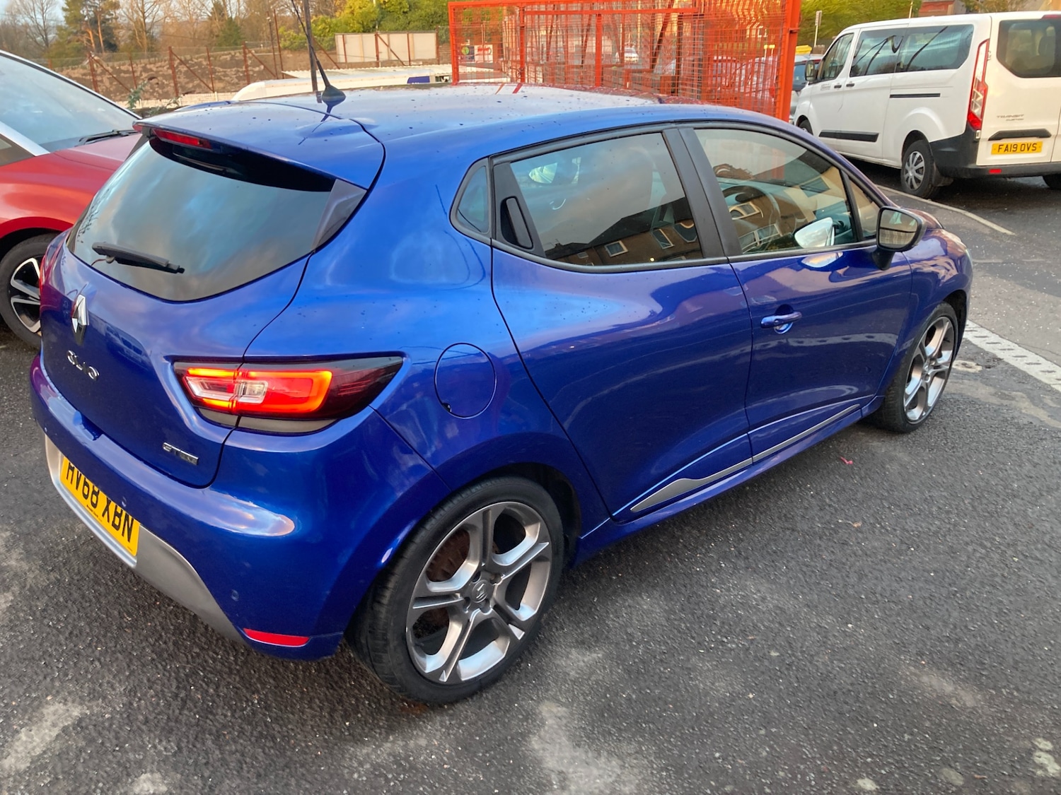 Used Renault Clio 2018 for sale - 76722525: Photo 4