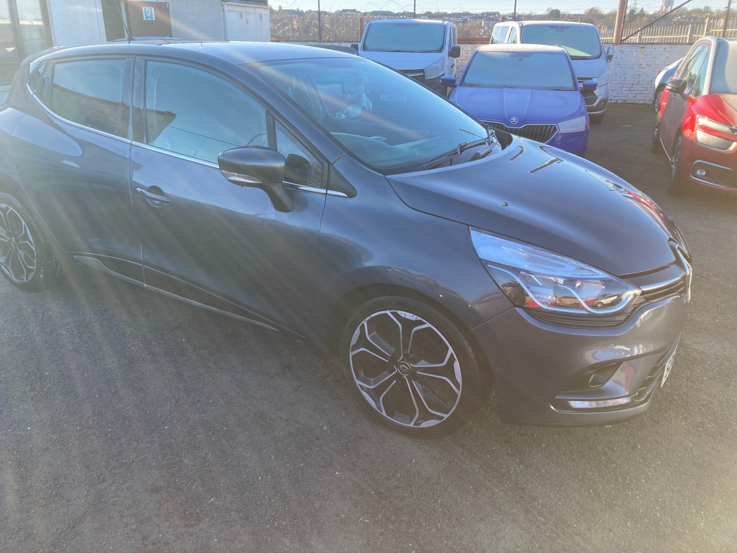 Used Renault Clio 2018 for sale - 77555149: Photo 3