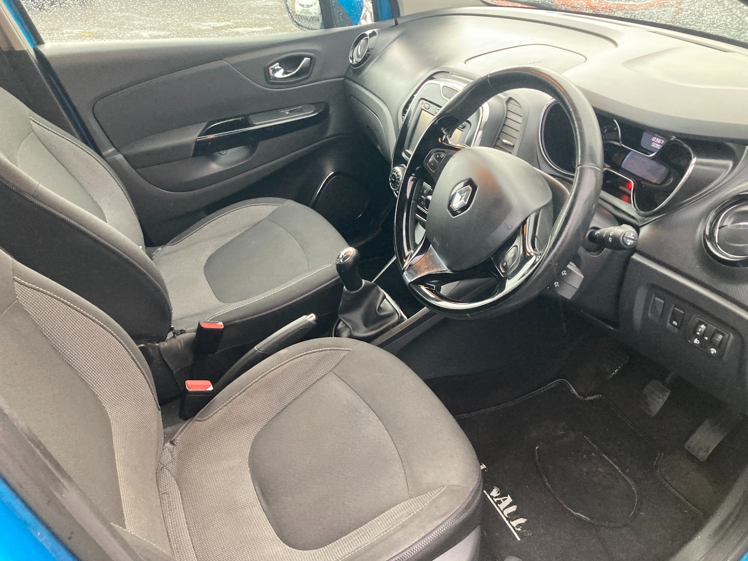 Used Renault Captur 2014 for sale - 76436256: Photo 8