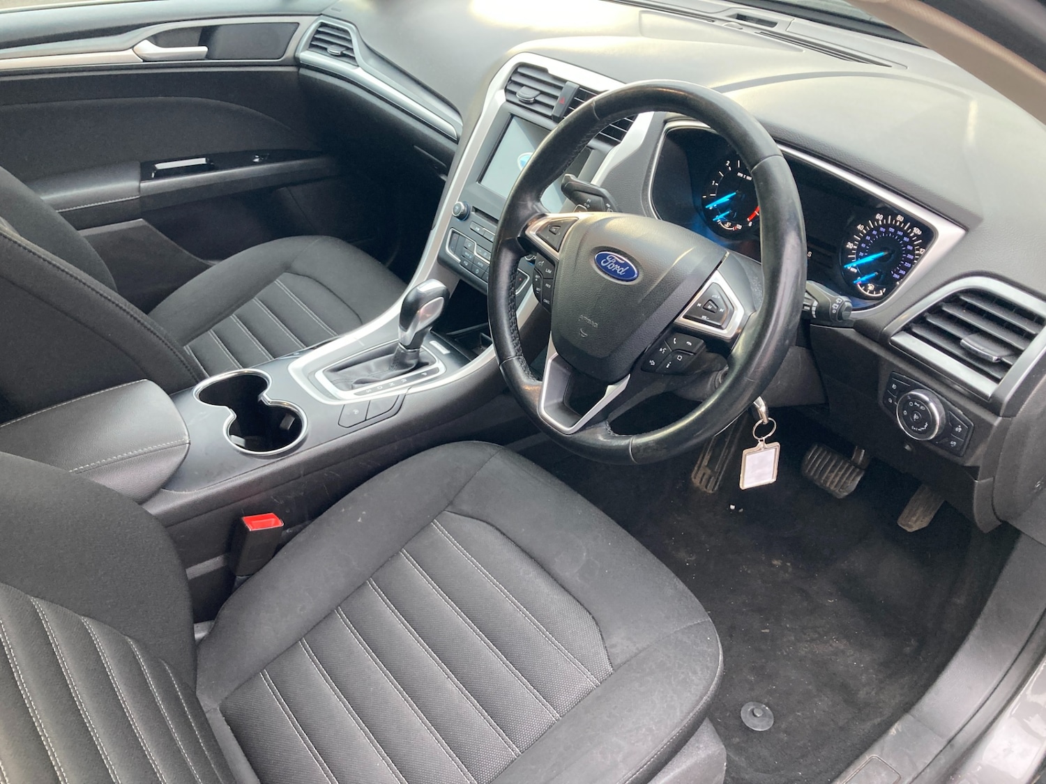 Used Ford Mondeo 2017 for sale - 77662839: Photo 8