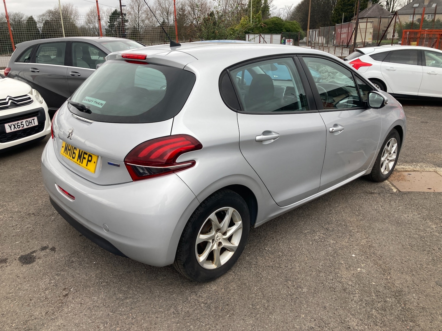 Used Peugeot 208 2016 for sale - 77988811: Photo 4