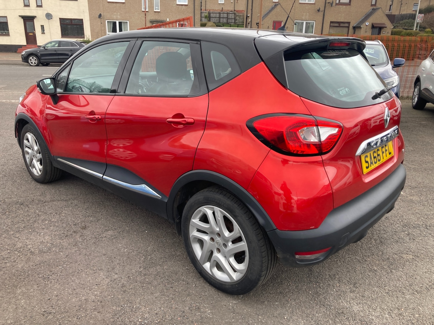 Used Renault Captur 2016 for sale - 77989378: Photo 6