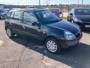 Used Renault Clio 2005 for sale - 76064740: Photo