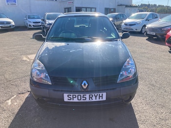 Used Renault Clio 2005 for sale - 76064740: Photo