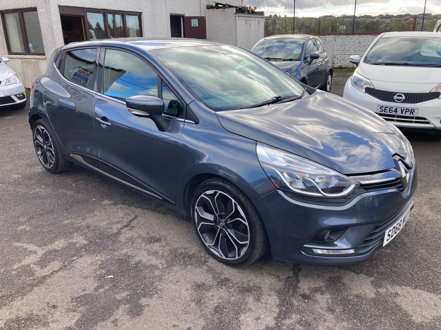 Used Renault Clio 2018 for sale - 76342058: Photo 1