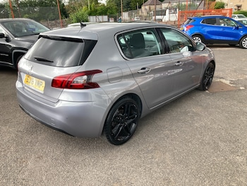 Used Peugeot 308 2018 for sale - 79583215: Photo