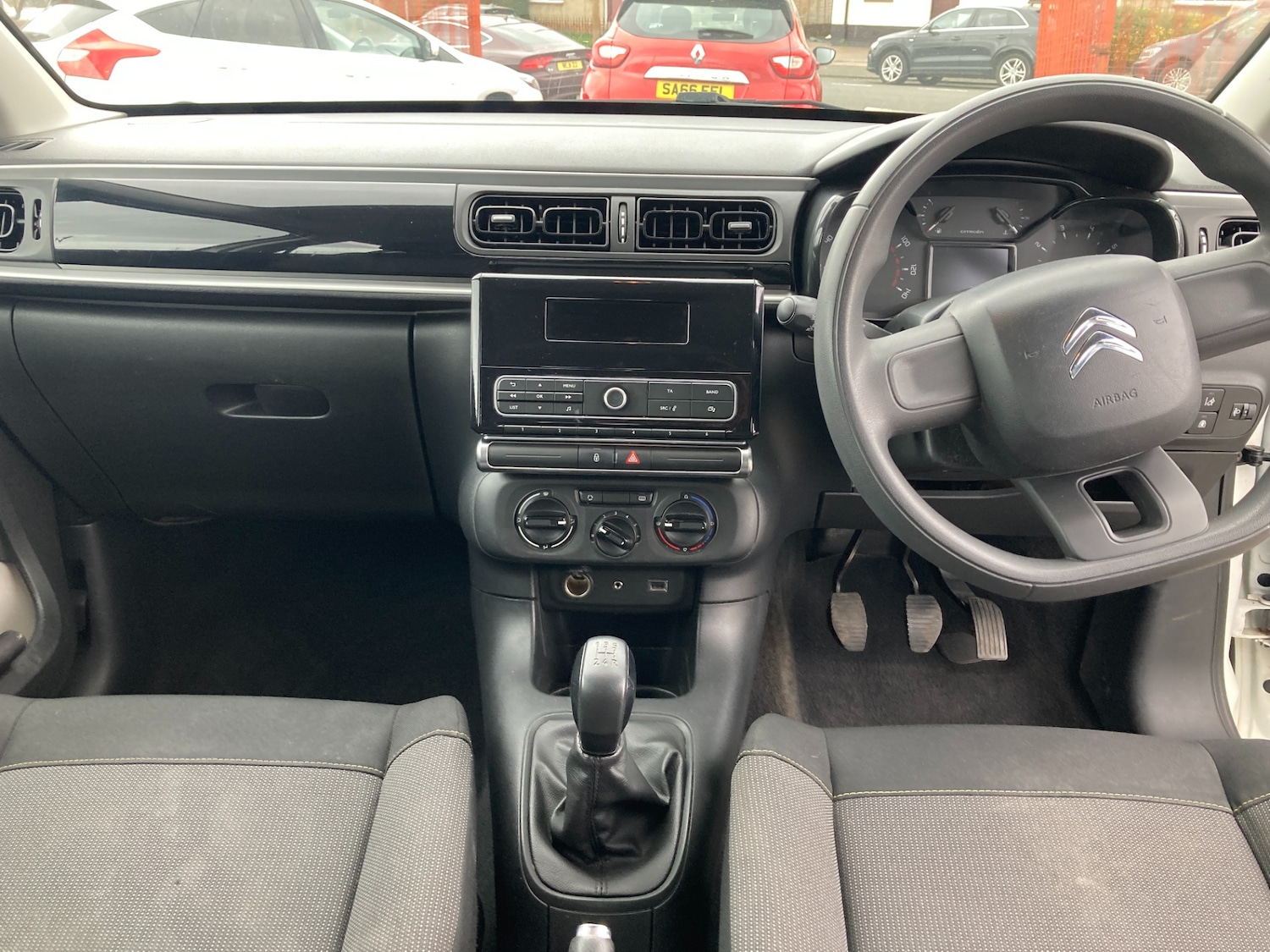 Used Citroen C3 2017 for sale - 77988901: Photo 7