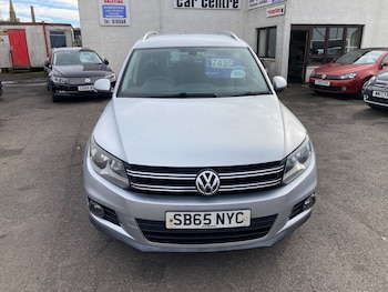Used Volkswagen Tiguan 2015 for sale - 76102217: Photo 2