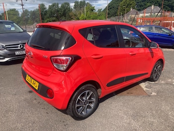 Used Hyundai i10 2018 for sale - 79099115: Photo
