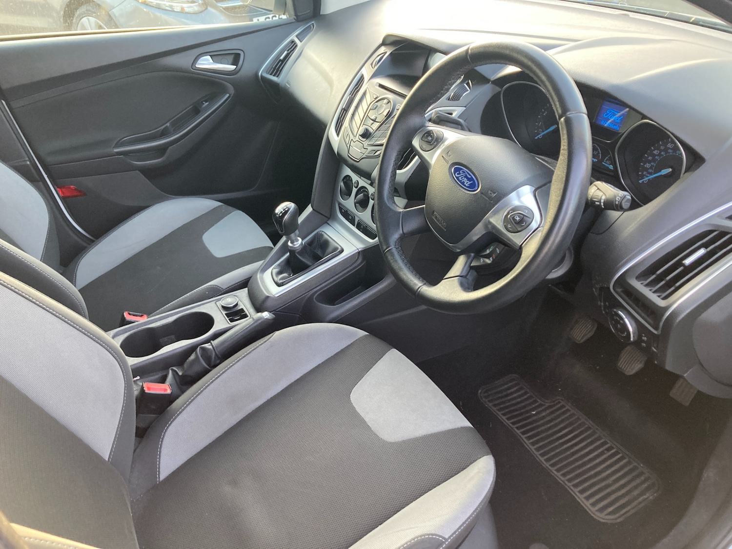 Used Ford Focus 2012 for sale - 77951624: Photo 9