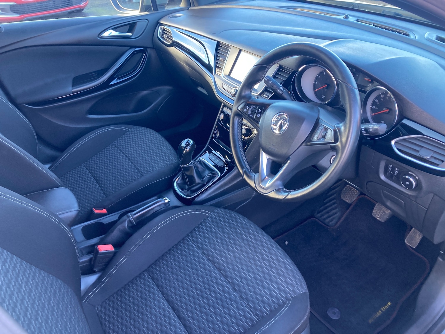 Used Vauxhall Astra 2017 for sale - 77542562: Photo 8