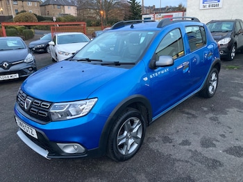 Used Dacia Sandero Stepway 2018 for sale - 76449236: Photo