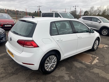 Used Volkswagen Golf 2018 for sale - 77591899: Photo