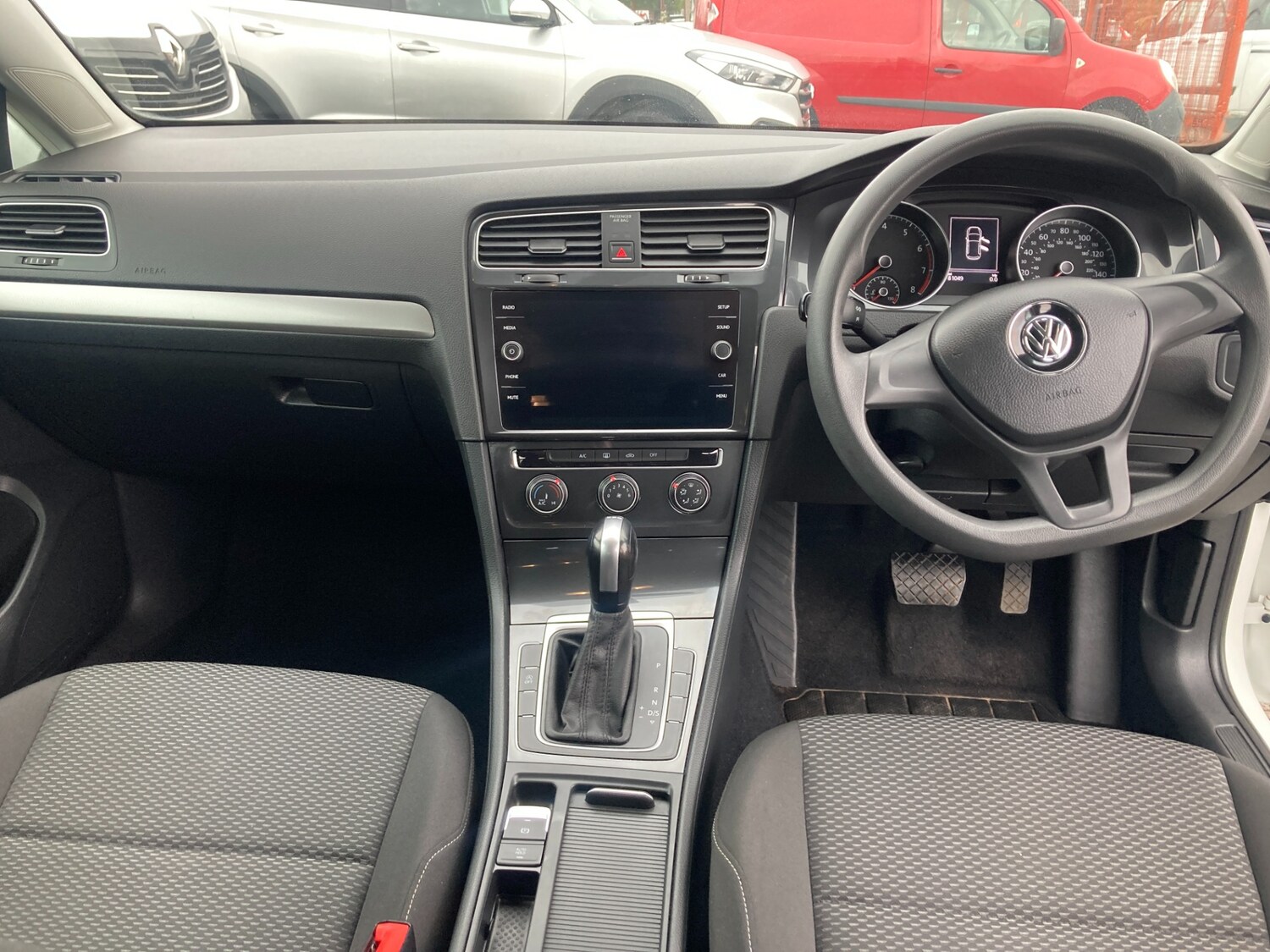 Used Volkswagen Golf 2018 for sale - 77591899: Photo 7