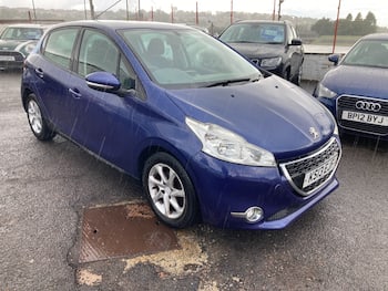 Used Peugeot 208 2013 for sale - 79684856: Photo