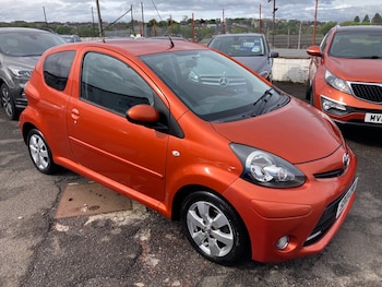 Used Toyota AYGO 2013 for sale - 78577777: Photo