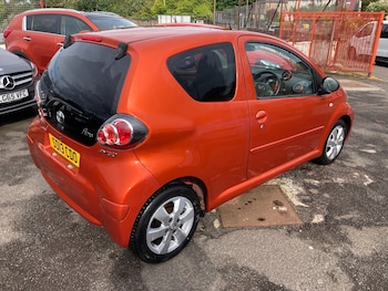 Used Toyota AYGO 2013 for sale - 78577777: Photo
