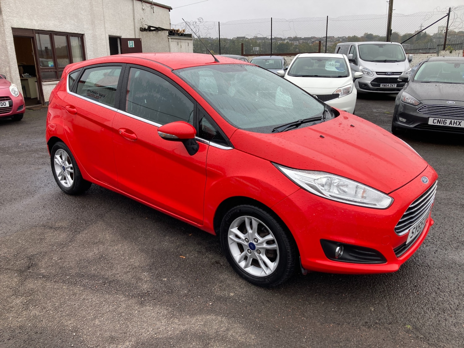 Used Ford Fiesta 2015 for sale - 76329838: Photo 1