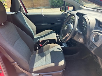 Used Toyota Yaris 2011 for sale - 78722910: Photo