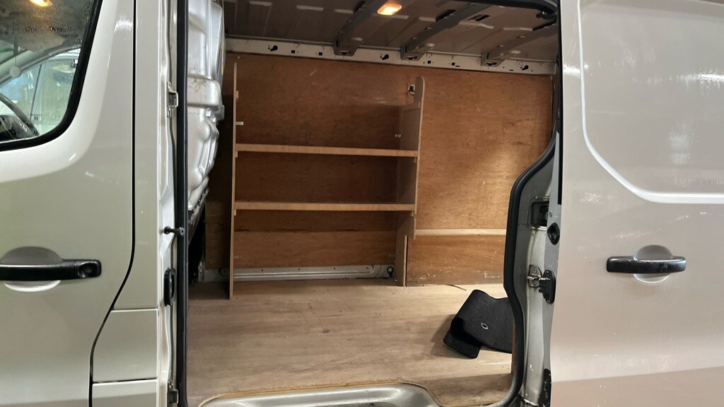 Used Vauxhall Vivaro 2015 for sale - 78198182: Photo 4