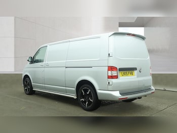 Used Volkswagen Transporter 2015 for sale - 79137576: Photo
